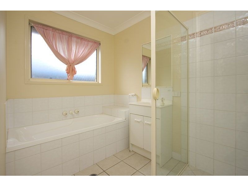 12 Mingela Place, Forest Lake QLD 4078