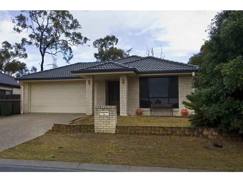5 Ashton Way, Forest Lake QLD 4078