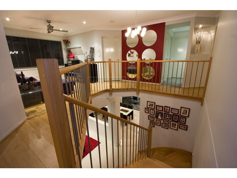 18 Saint Tropez Place, Forest Lake QLD 4078