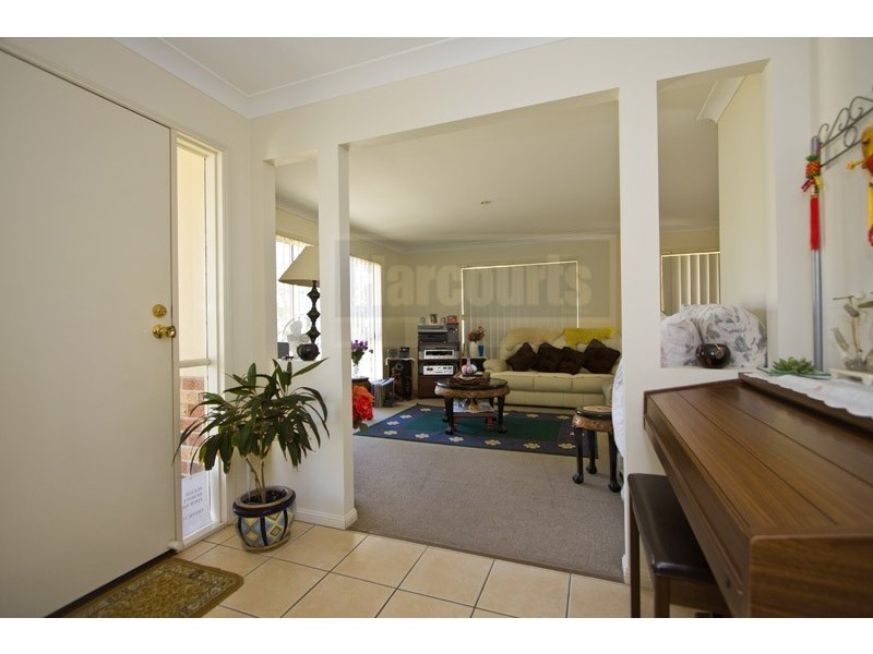 24 Belmore Crescent, Forest Lake QLD 4078