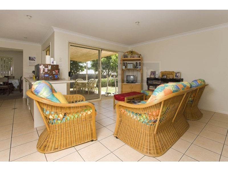 24 Belmore Crescent, Forest Lake QLD 4078