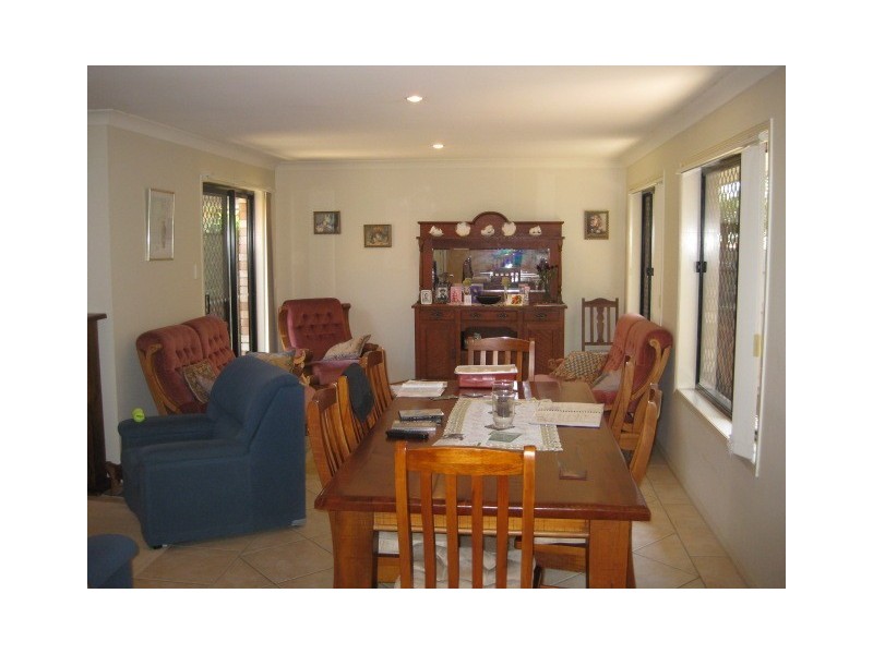 30 Kondalillia Pde, Forest Lake QLD 4078