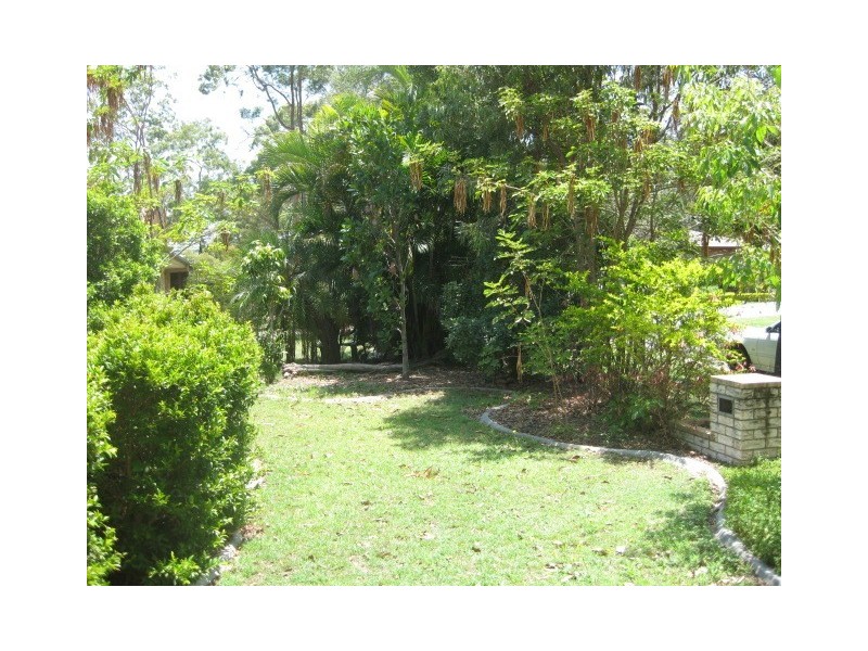 2 Dampier Crescent, Forest Lake QLD 4078