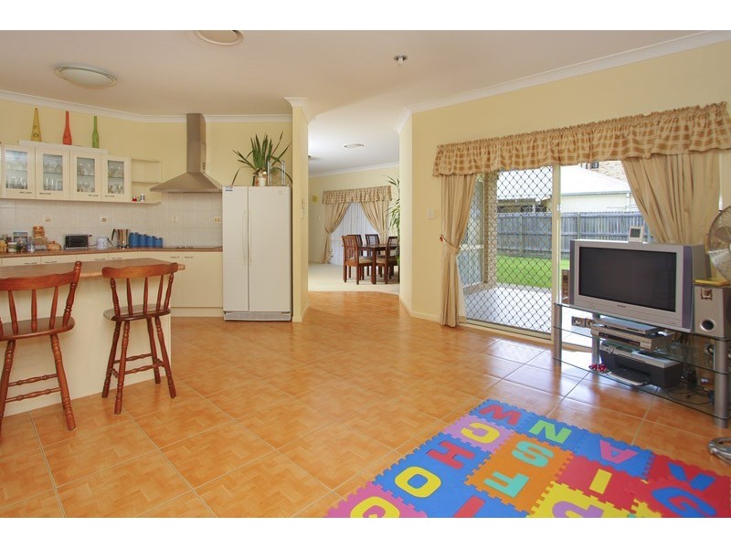 44 Catalina Circuit, Forest Lake QLD 4078