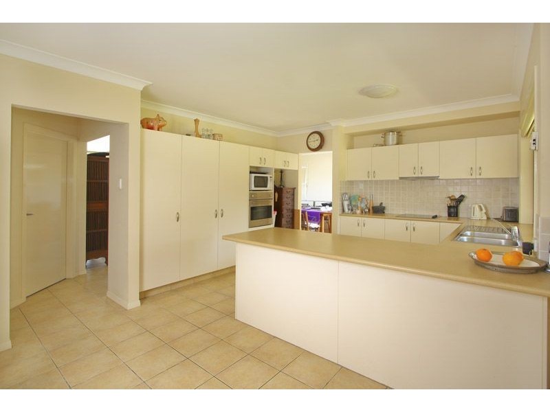 82 Claremont Pde, Forest Lake QLD 4078