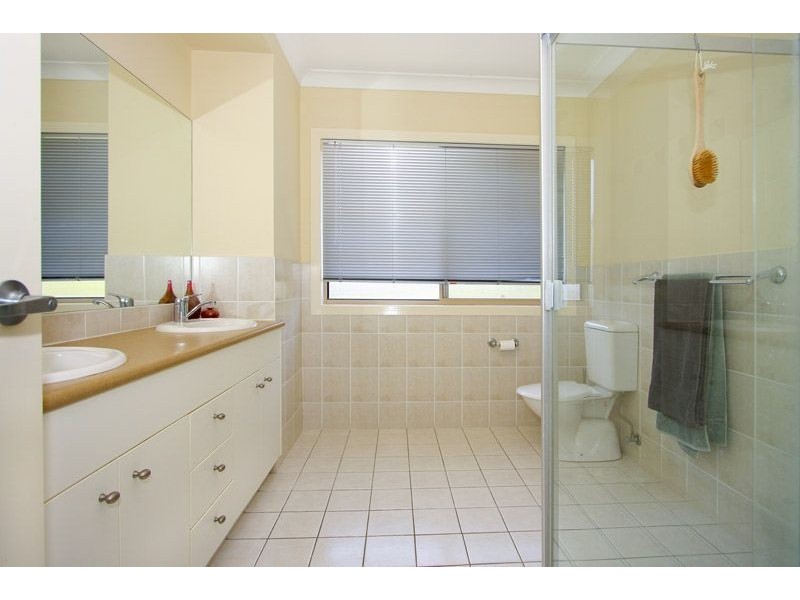 82 Claremont Pde, Forest Lake QLD 4078