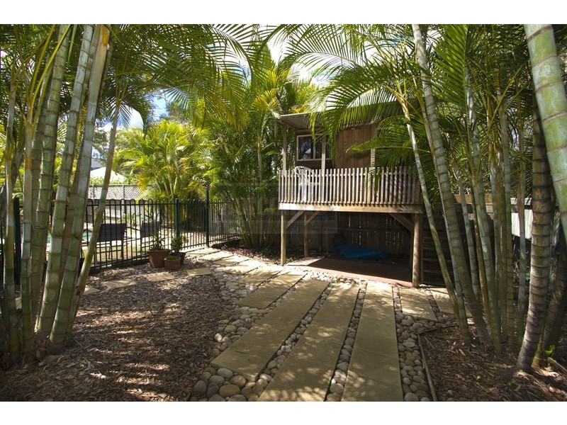 11 Chiswick Place, Forest Lake QLD 4078