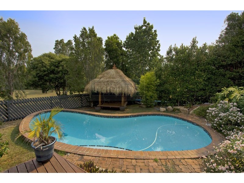 52 Creekside Street, Kenmore Hills QLD 4069