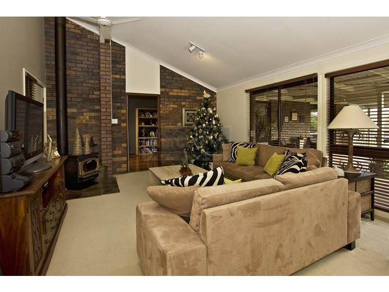 52 Creekside Street, Kenmore Hills QLD 4069