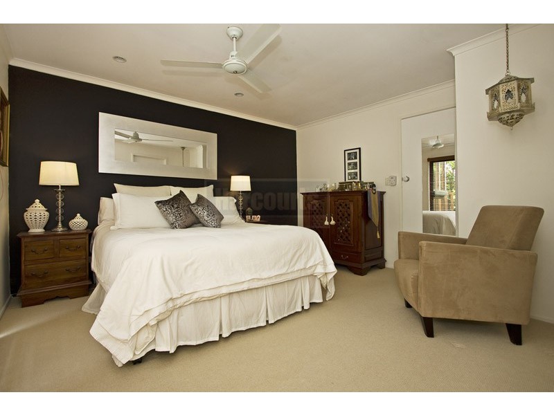 52 Creekside Street, Kenmore Hills QLD 4069