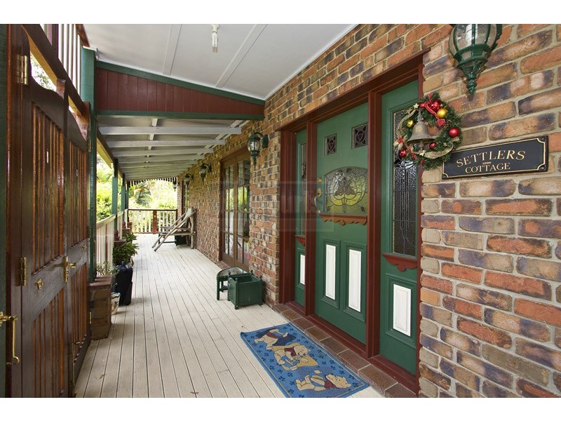 46 Settlers Cct, Forest Lake QLD 4078