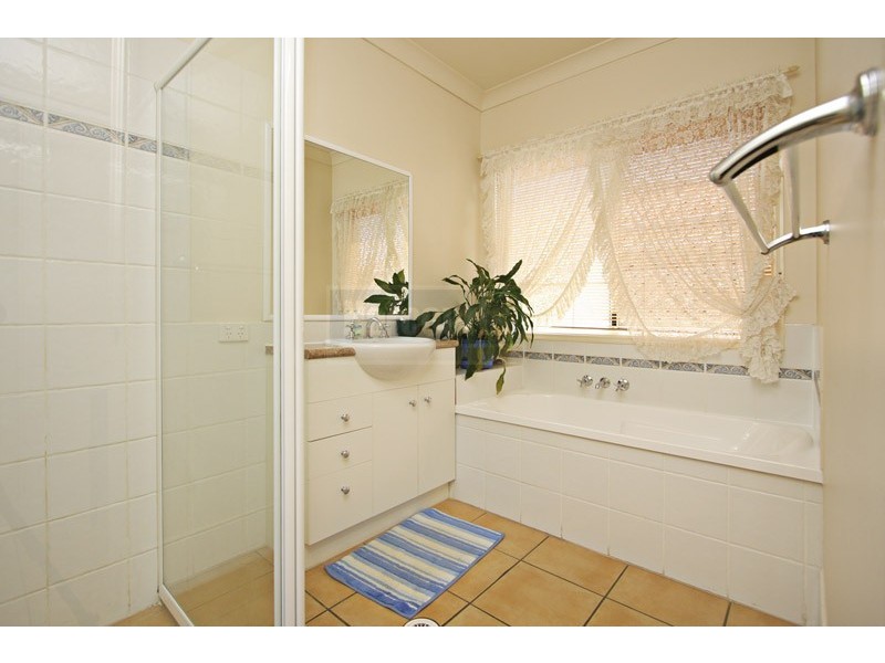 10 Agostino Close, Doolandella QLD 4077