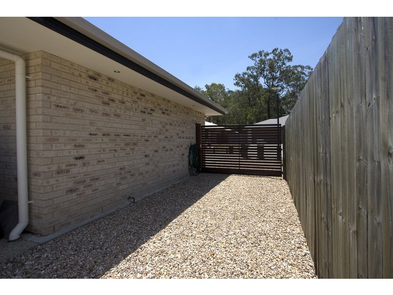 10 Tropical Drive, Forest Lake QLD 4078
