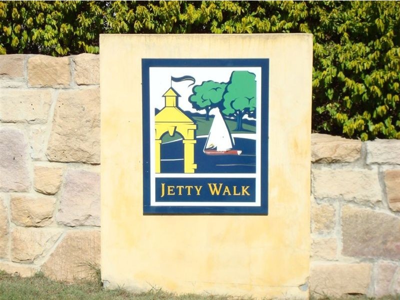 10 Jetty Walk, Forest Lake QLD 4078