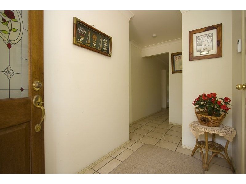 16 Oxley Place, Forest Lake QLD 4078