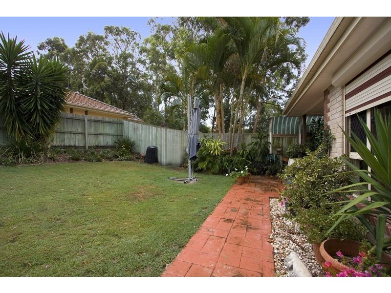 16 Oxley Place, Forest Lake QLD 4078