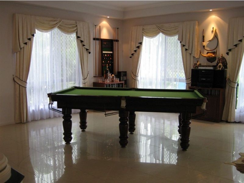 17 Laurel Street, Heathwood QLD 4110