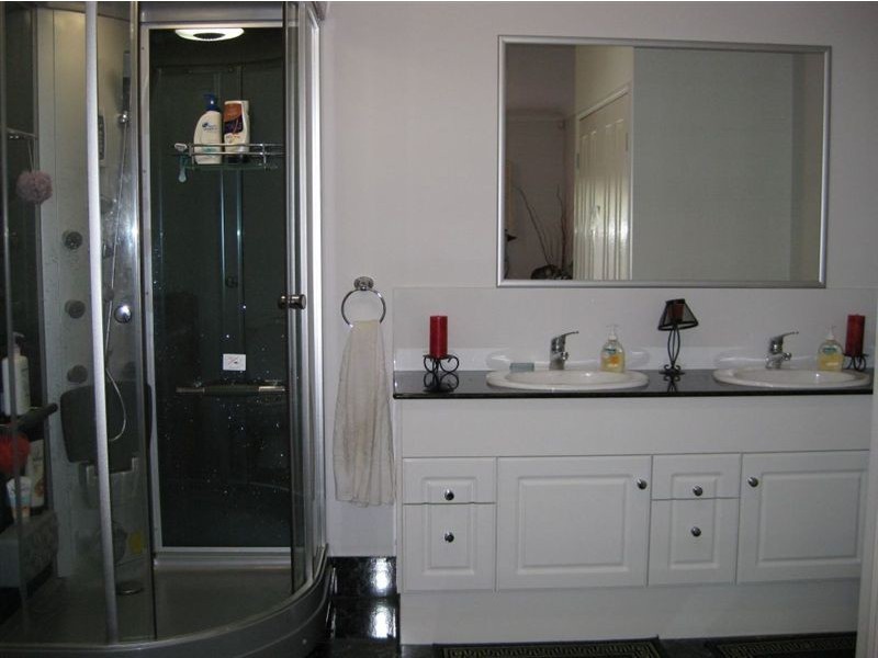 17 Laurel Street, Heathwood QLD 4110