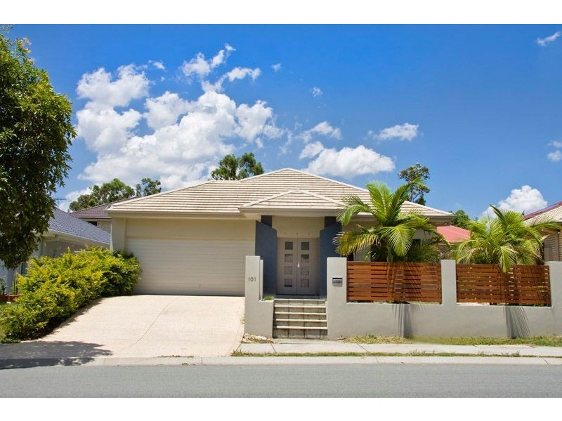 101 Sanctuary Drive, Forest Lake QLD 4078