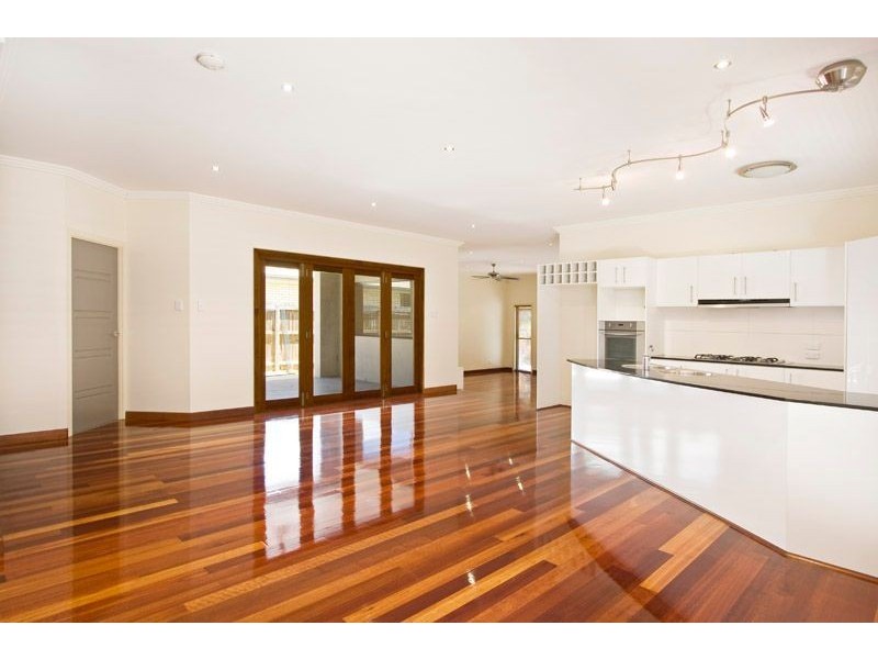 101 Sanctuary Drive, Forest Lake QLD 4078