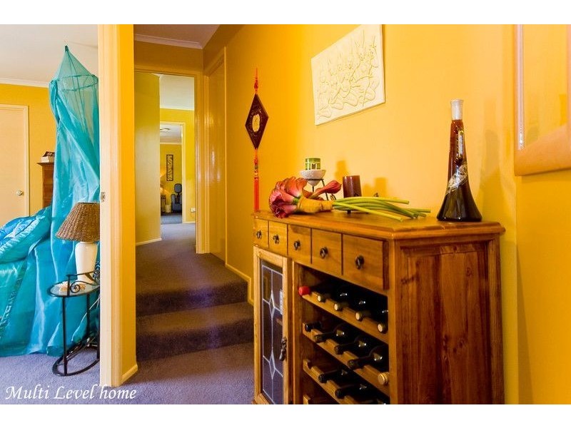 33 Wivenhoe Cct, Forest Lake QLD 4078