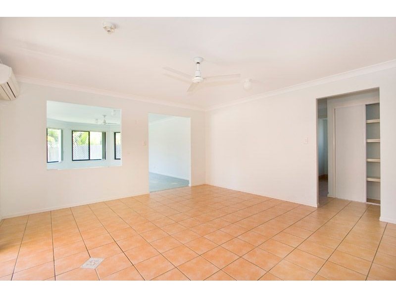 54 Leyburn Crescent, Forest Lake QLD 4078