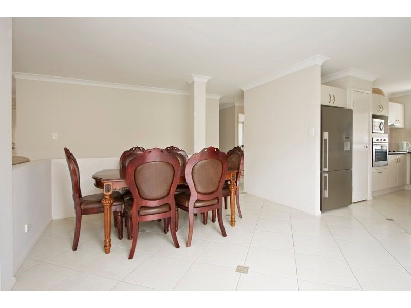 2 Sunny Street, Doolandella QLD 4077