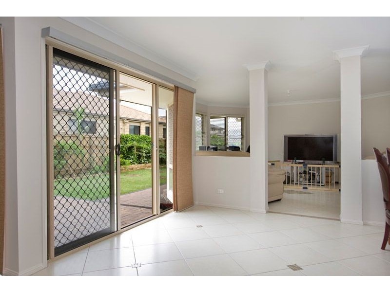 2 Sunny Street, Doolandella QLD 4077