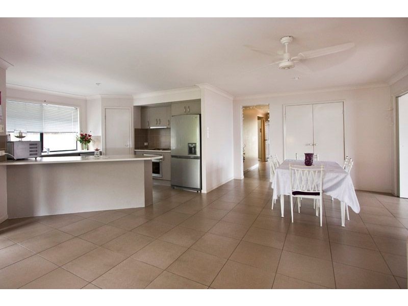 4 Joffre Place, Forest Lake QLD 4078