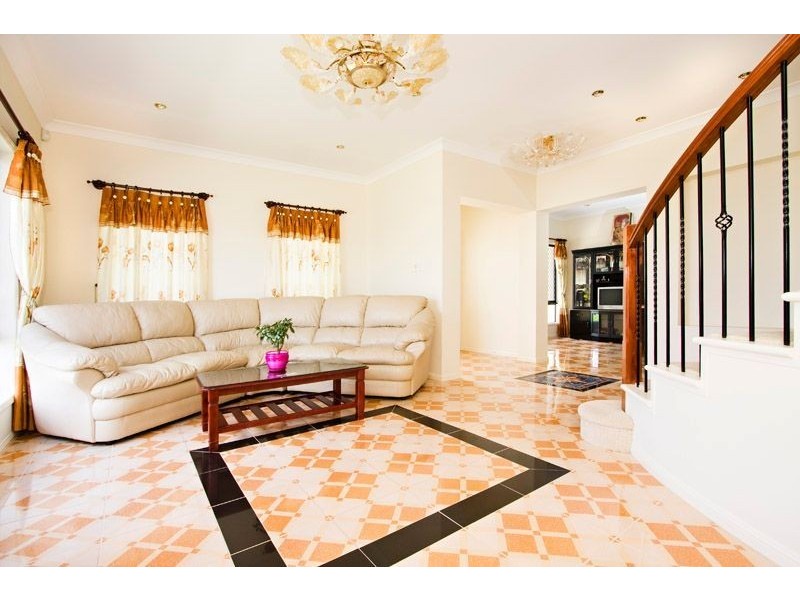 11 Fontana Way, Springfield Lakes QLD 4300