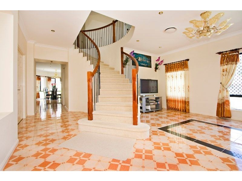 11 Fontana Way, Springfield Lakes QLD 4300