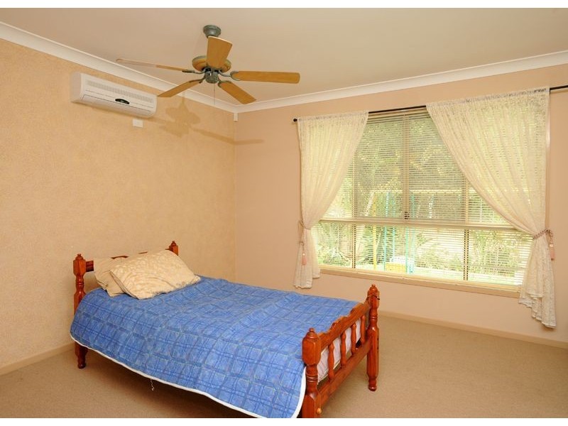 9 Mallard Place, Forest Lake QLD 4078