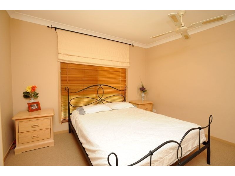 9 Mallard Place, Forest Lake QLD 4078