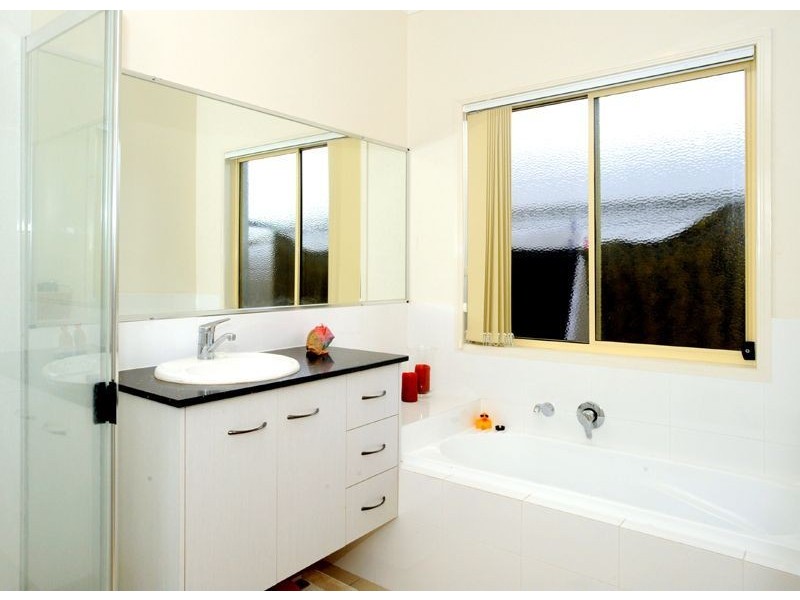 13 Warrumbungle Street, Forest Lake QLD 4078