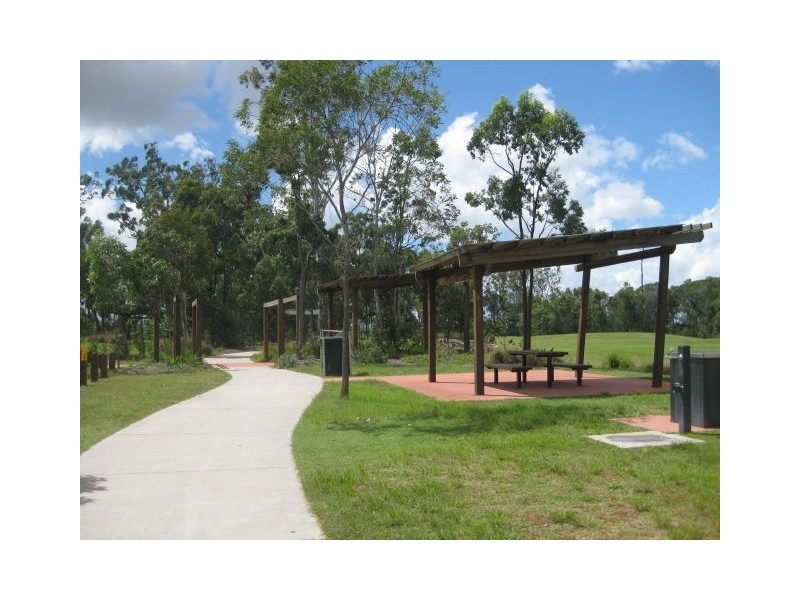 20 Casuarina Cct, Heathwood QLD 4110