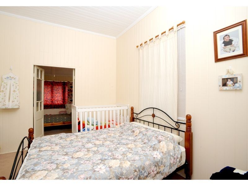 62-64 Juliette Street, Annerley QLD 4103