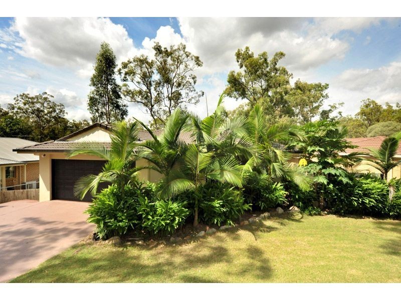 6 Dove Close, Goodna QLD 4300