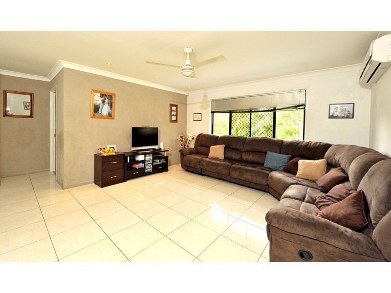 6 Dove Close, Goodna QLD 4300