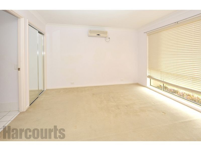15 Moran Crescent, Forest Lake QLD 4078