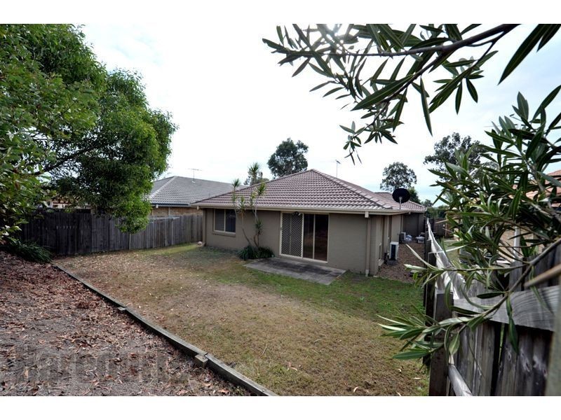 15 Moran Crescent, Forest Lake QLD 4078