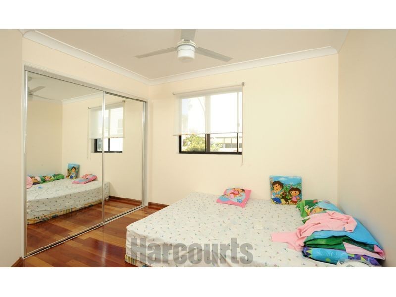 17 Cascades Street, Springfield Lakes QLD 4300