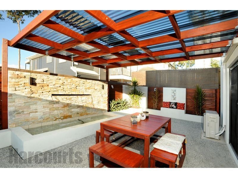 17 Cascades Street, Springfield Lakes QLD 4300