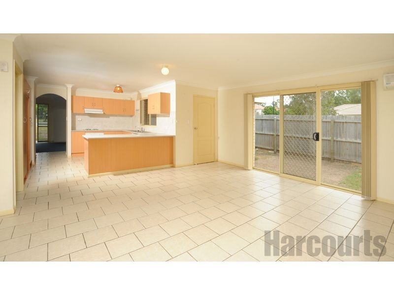 64 Jubilee Avenue, Forest Lake QLD 4078