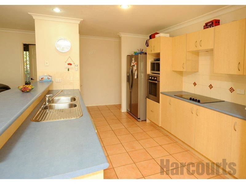 34 Hazlehead Place, Oxley QLD 4075