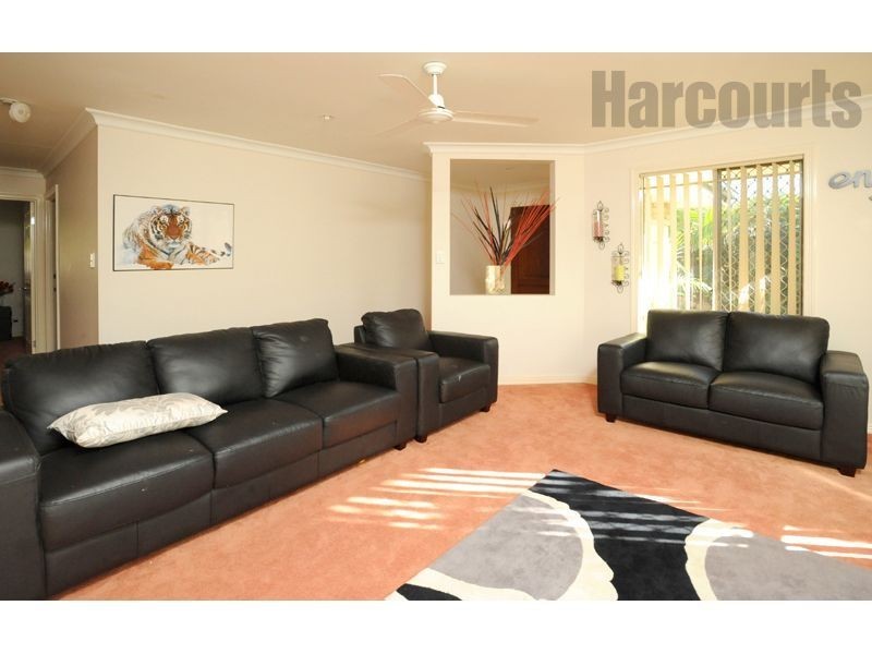 34 Hazlehead Place, Oxley QLD 4075