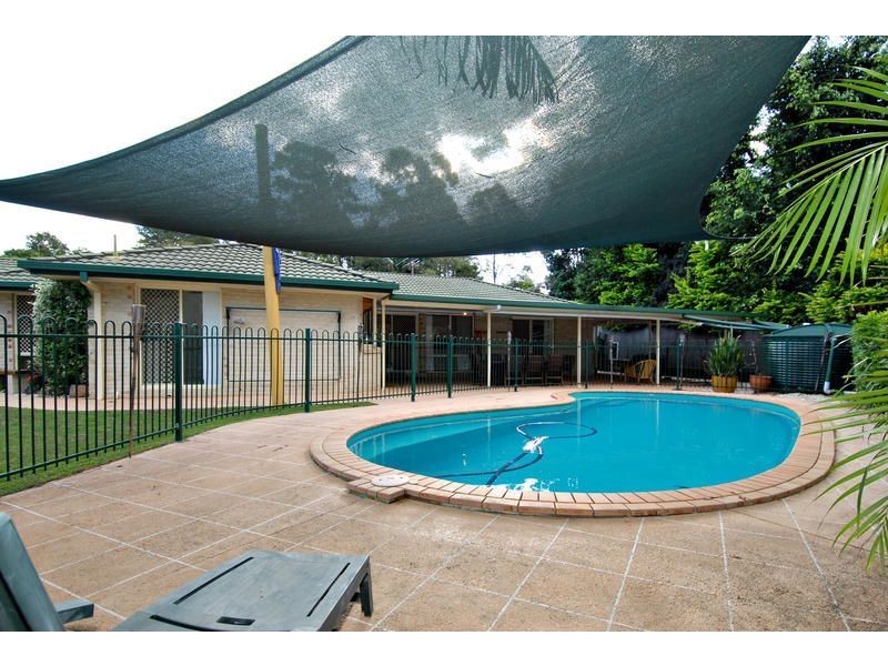 19 Elderslie Place, Forest Lake QLD 4078