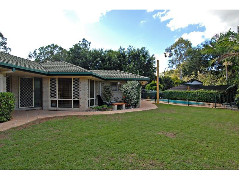 19 Elderslie Place, Forest Lake QLD 4078