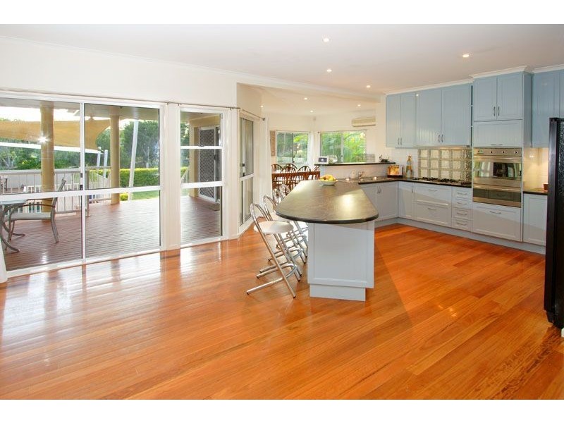 23 Wivenhoe Cct, Forest Lake QLD 4078