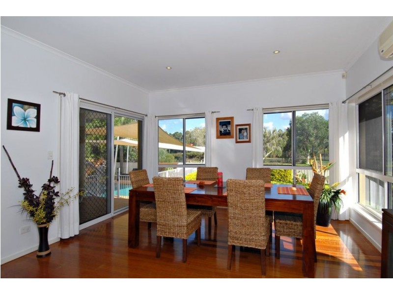 23 Wivenhoe Cct, Forest Lake QLD 4078