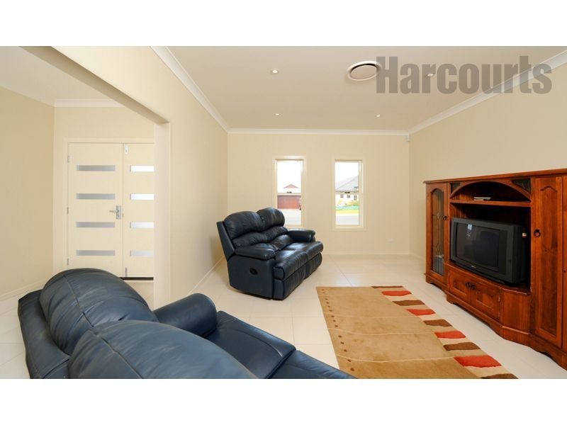 10 Watergum Street, Heathwood QLD 4110